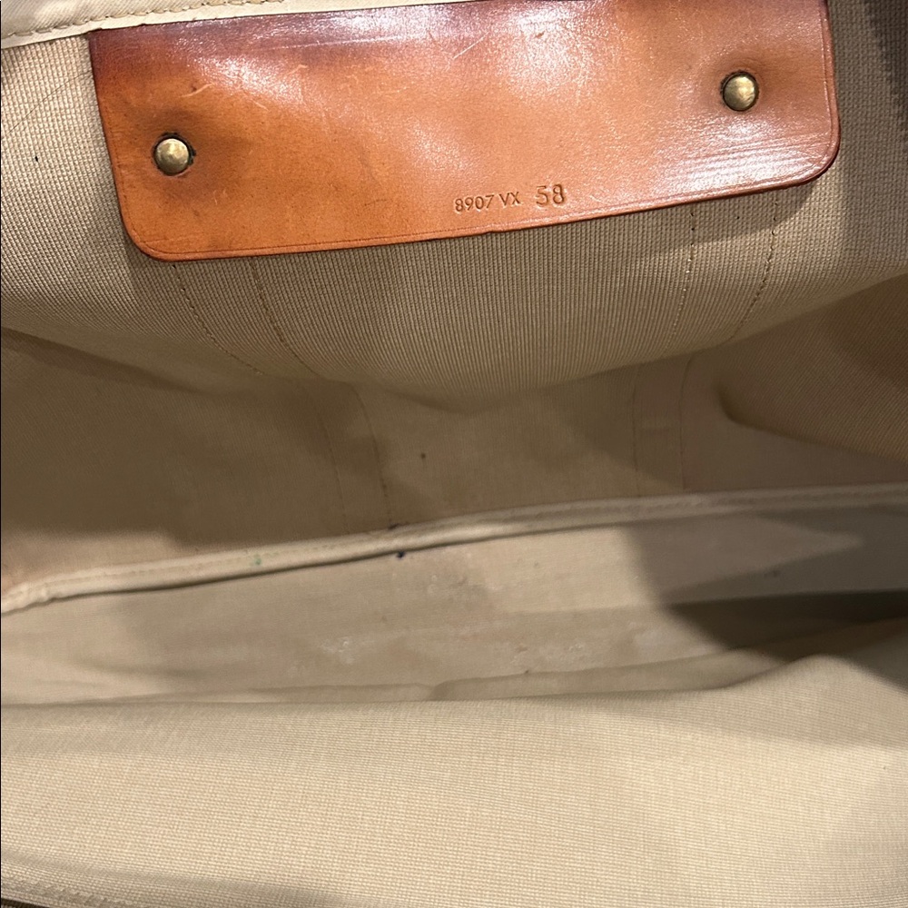 Kabul leather travel bag
Louis Vuitton Brown and Tan - Picture 14 of 17